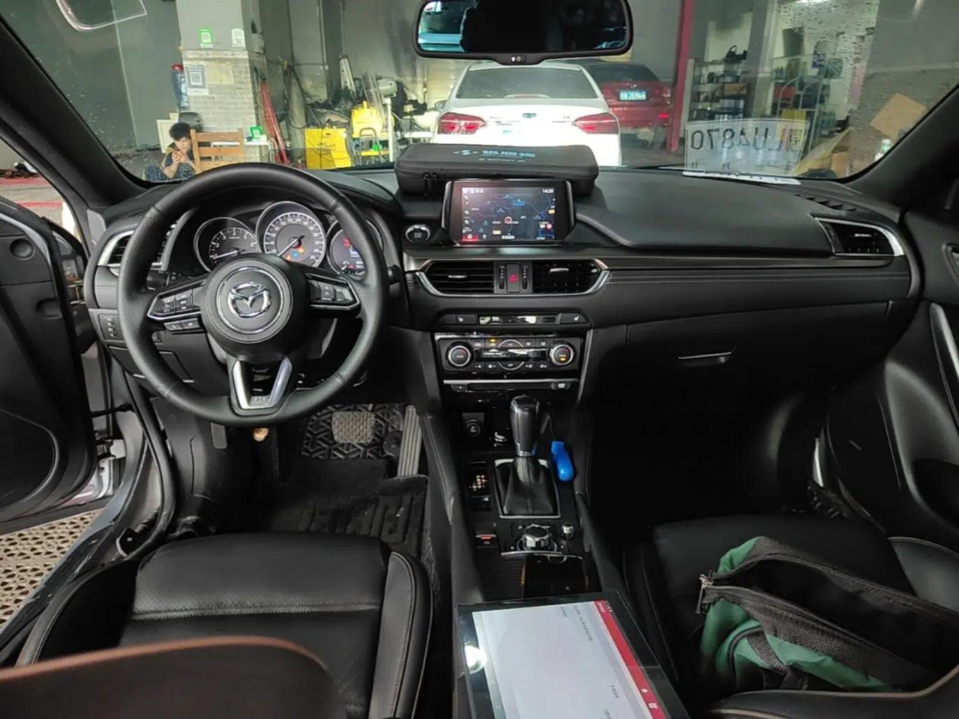 Mazda Atenza 2018 2.5L Blue Sky Prestige Edition China V Standard — миниатюра 12