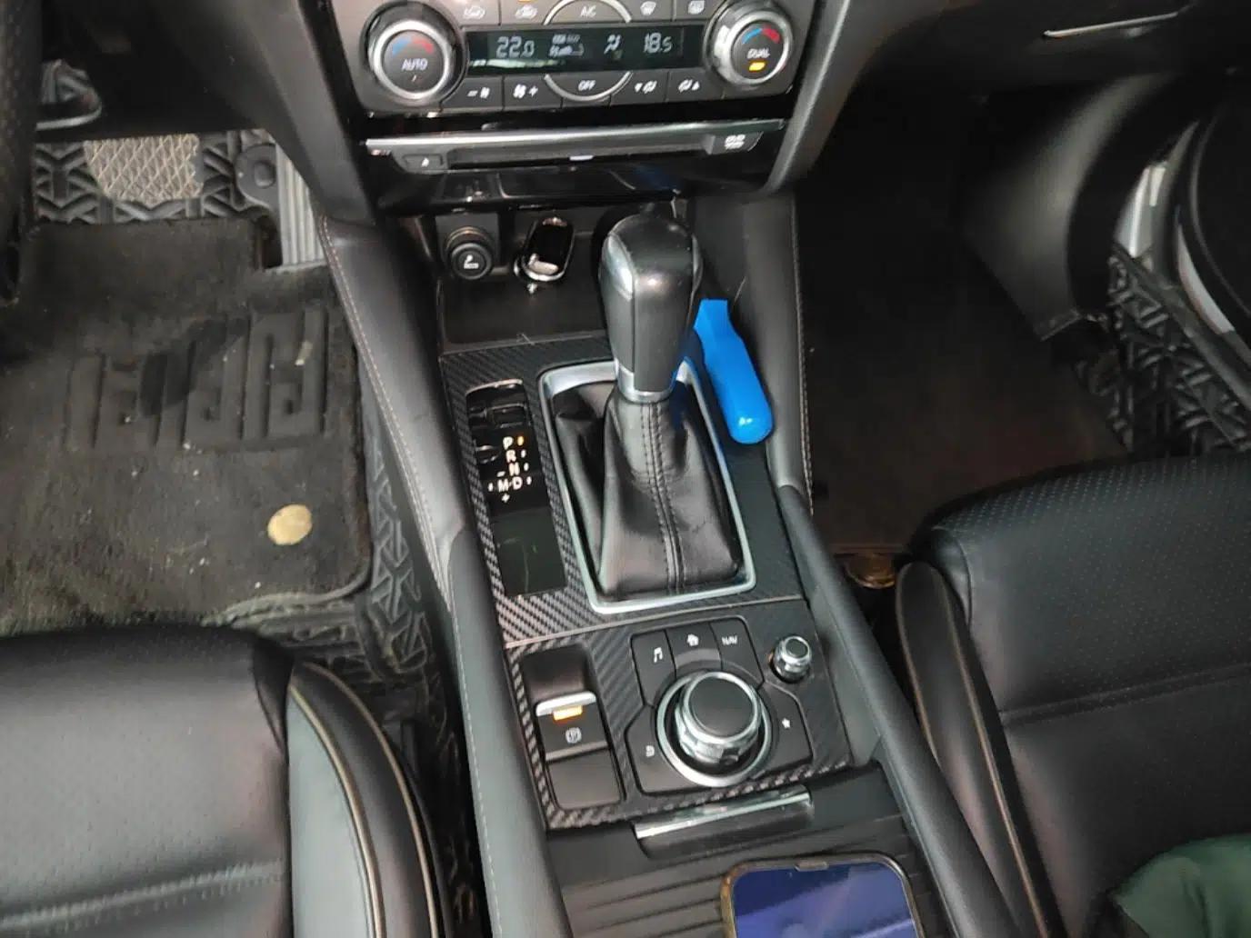 Mazda Atenza 2018 2.5L Blue Sky Prestige Edition China V Standard — миниатюра 16
