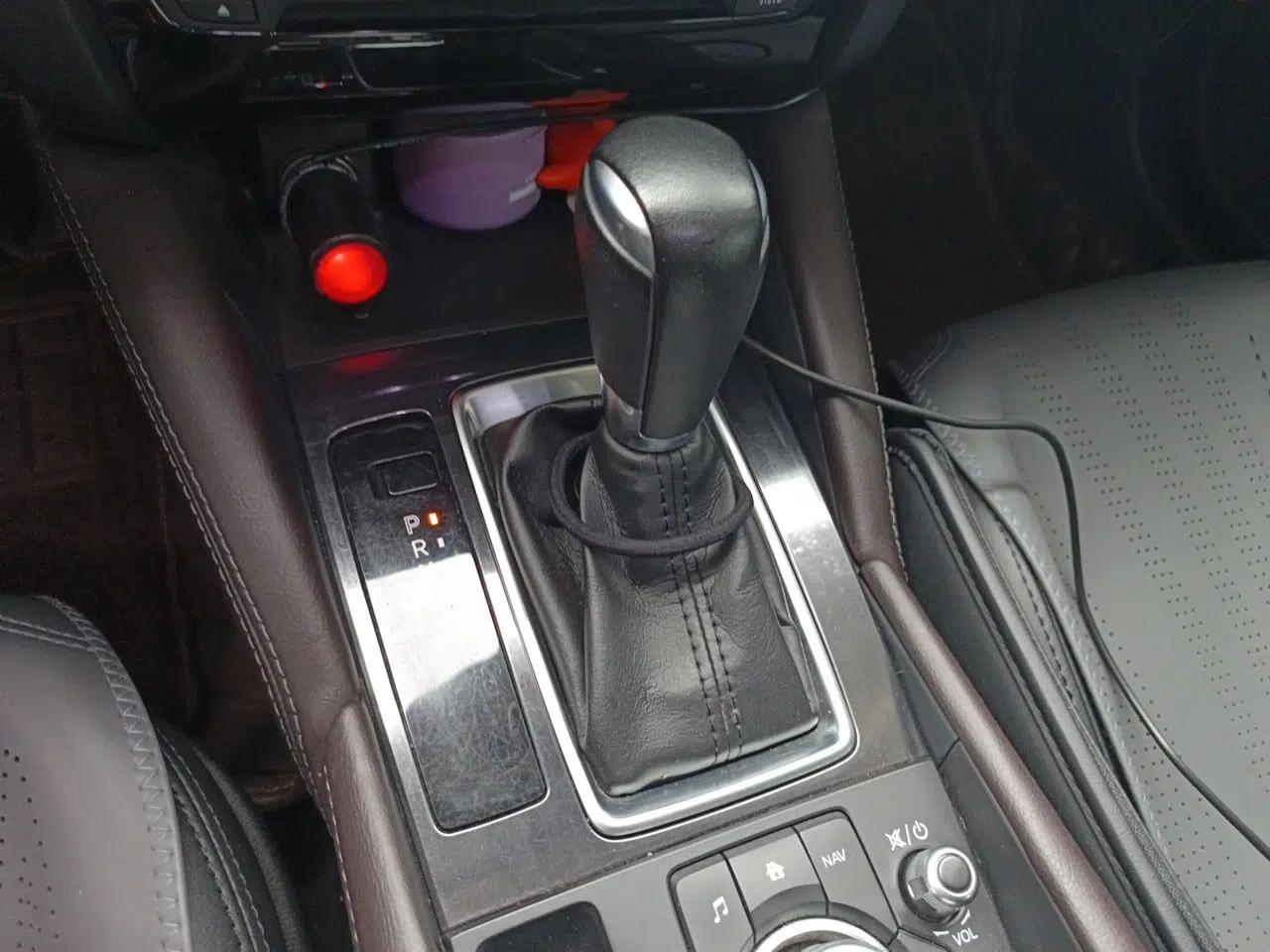 Mazda Atenza 2017 2.5L Skyactiv Sport Edition — миниатюра 13