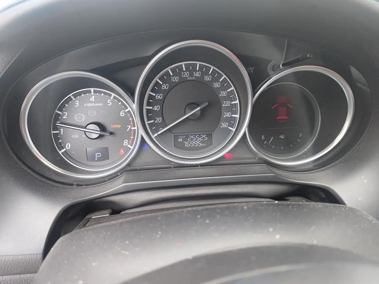 Mazda Atenza 2017 2.5L Blue Sky Prestige Edition — миниатюра 8