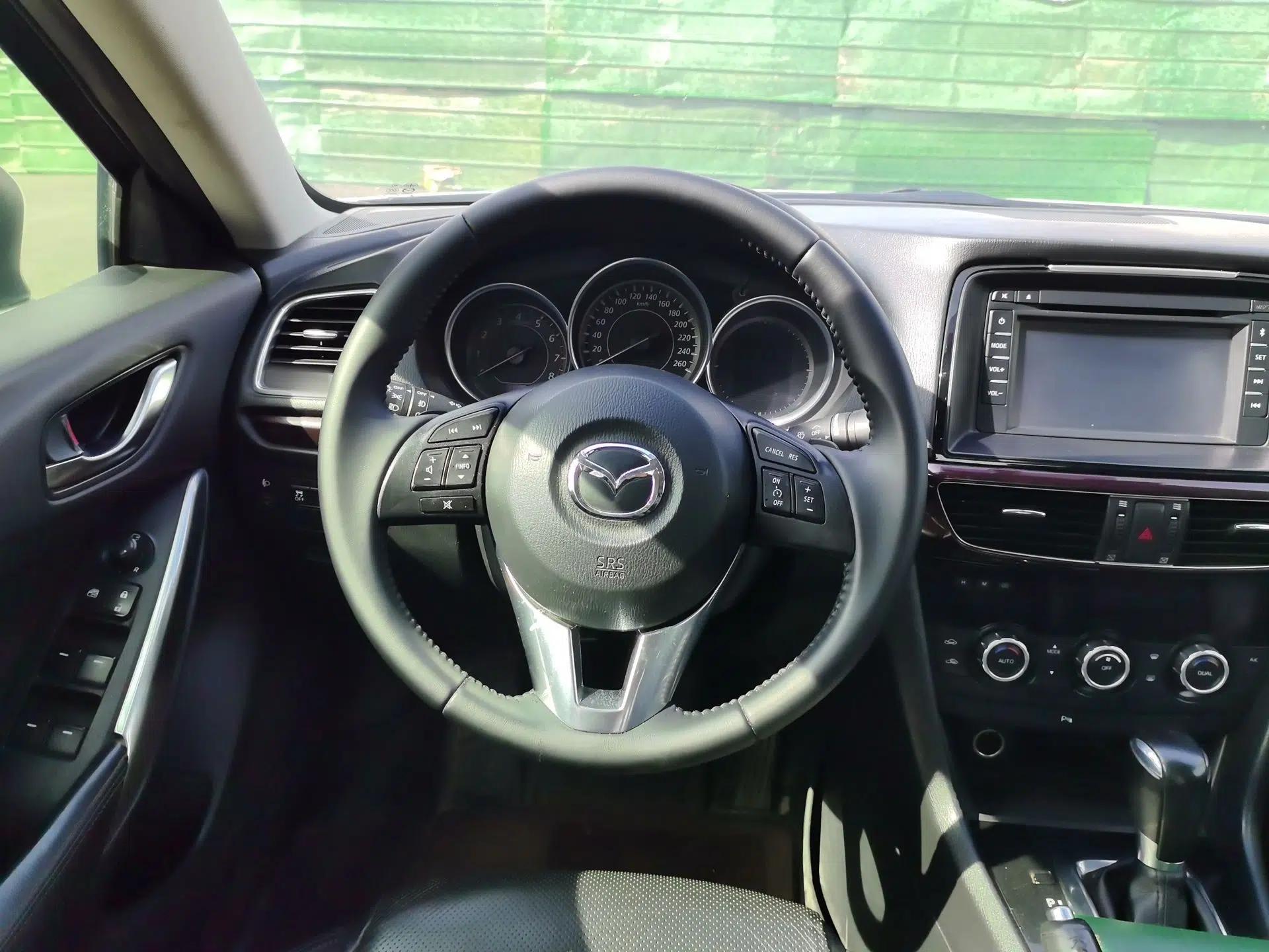 Mazda Atenza 2015 2.5L Blue Sky Sport Edition — миниатюра 8