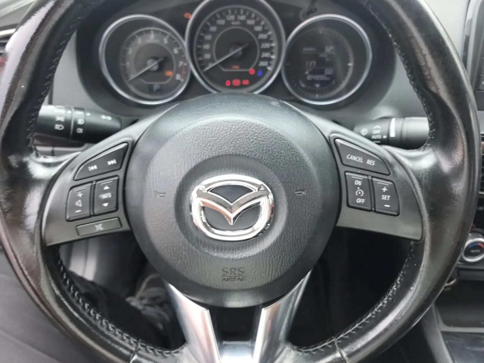 Mazda Atenza 2015 2.0L Blue Sky Luxury Edition — миниатюра 14