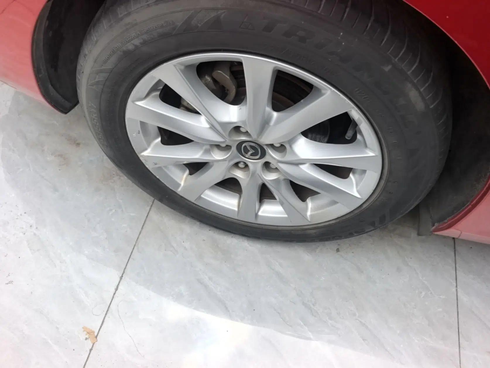 Mazda Atenza 2015 2.0L Blue Sky Luxury Edition — миниатюра 10