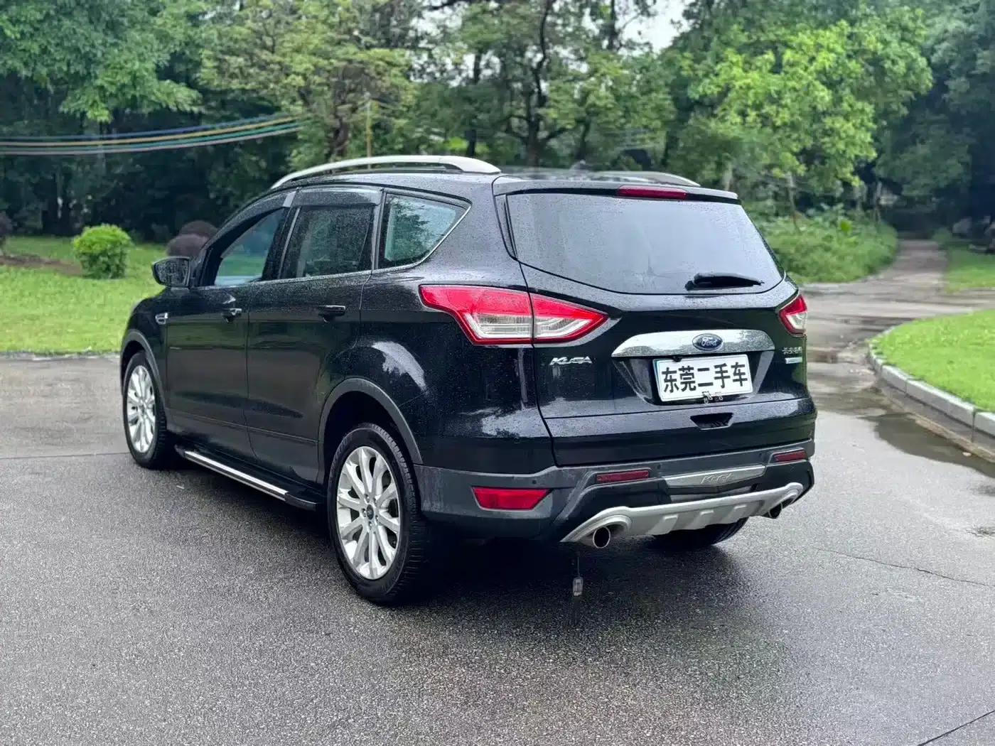 Ford Kuga 2013 1.6L GTDi 2WD Fashion Edition — миниатюра 16