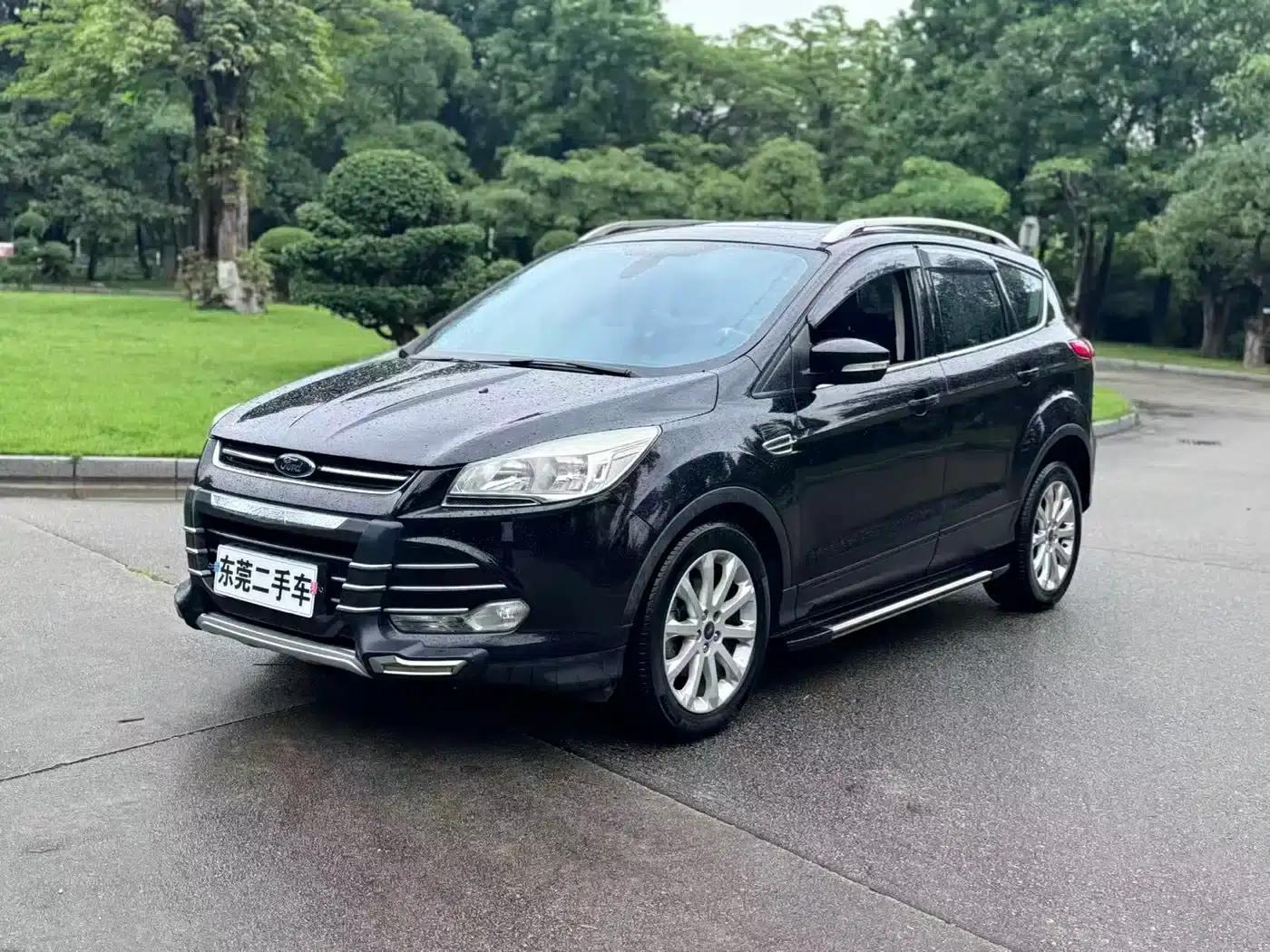 Ford Kuga 2013 1.6L GTDi 2WD Fashion Edition — миниатюра 3
