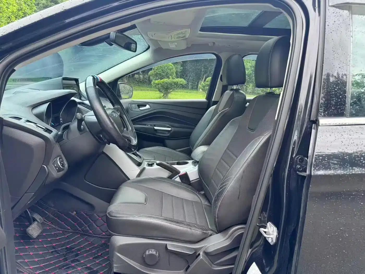 Ford Kuga 2013 1.6L GTDi 2WD Fashion Edition — миниатюра 5
