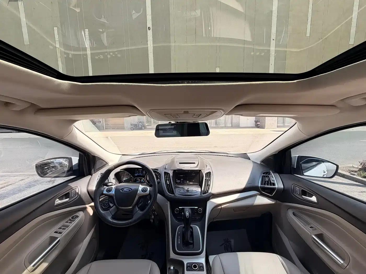 Ford Kuga 2013 1.6L GTDi AWD Elite — миниатюра 9