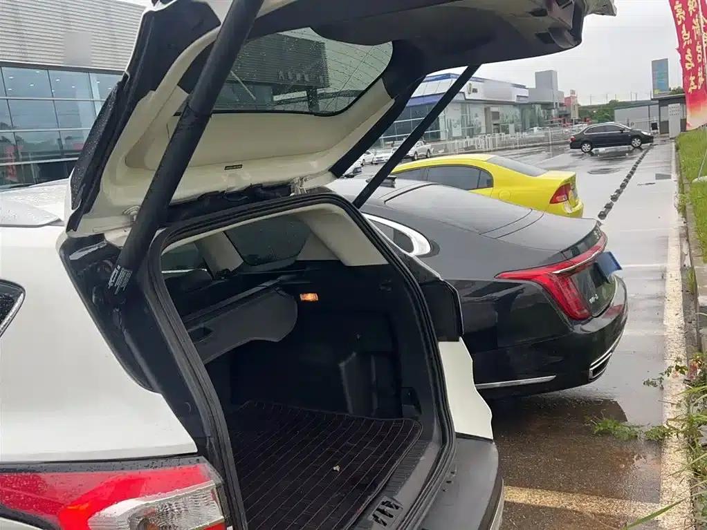 2017 Ford Kuga EcoBoost 180 2WD Luxury Edition — миниатюра 11
