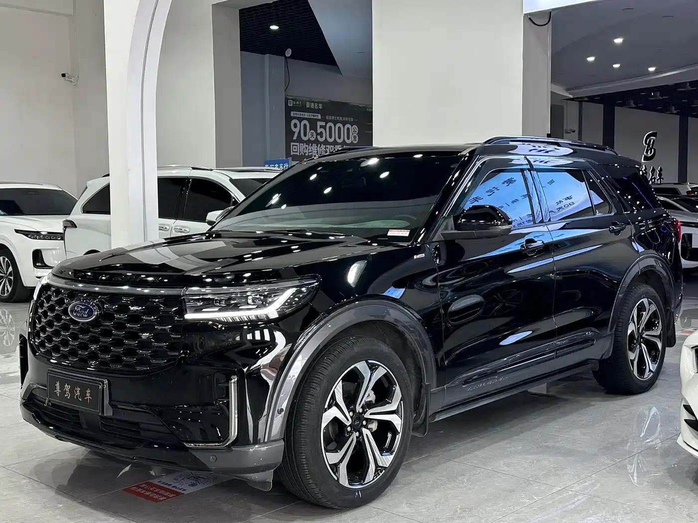 2023 Explorer EcoBoost 285 AWD ST-LINE 7-Seater — миниатюра 1