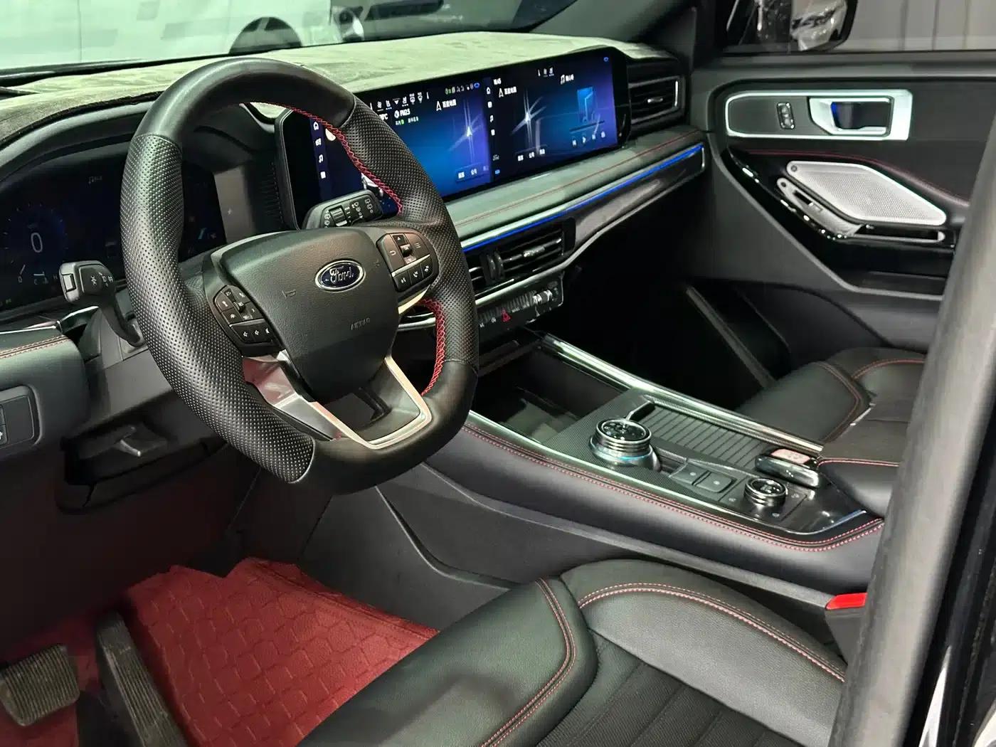 2023 Explorer EcoBoost 285 AWD ST-LINE 7-Seater — миниатюра 6