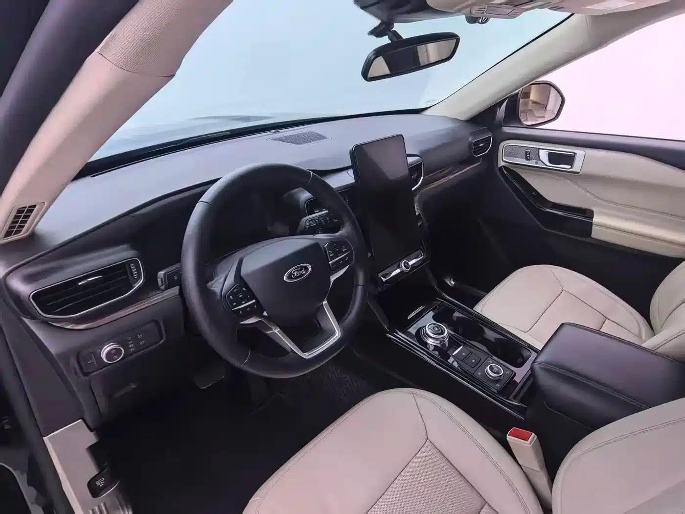 2020 Ford Explorer EcoBoost 285 AWD Titanium Edition (6-seater) — миниатюра 18