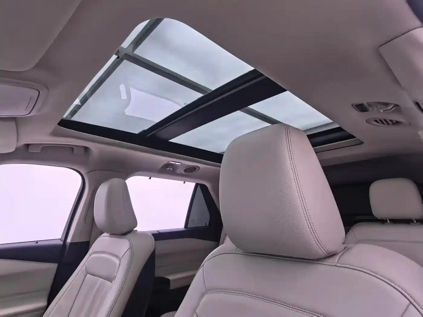 2020 Ford Explorer EcoBoost 285 AWD Titanium Edition (6-seater) — миниатюра 21
