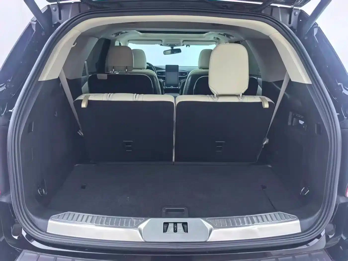 2020 Ford Explorer EcoBoost 285 AWD Titanium Edition (6-seater) — миниатюра 29
