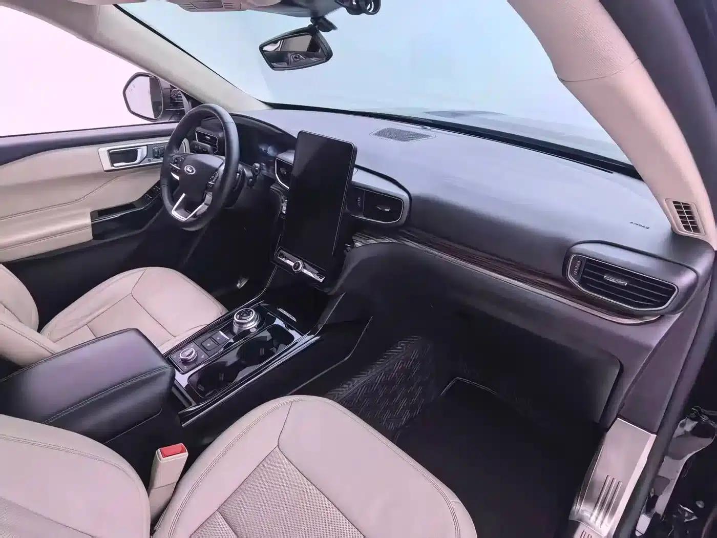 2020 Ford Explorer EcoBoost 285 AWD Titanium Edition (6-seater) — миниатюра 7