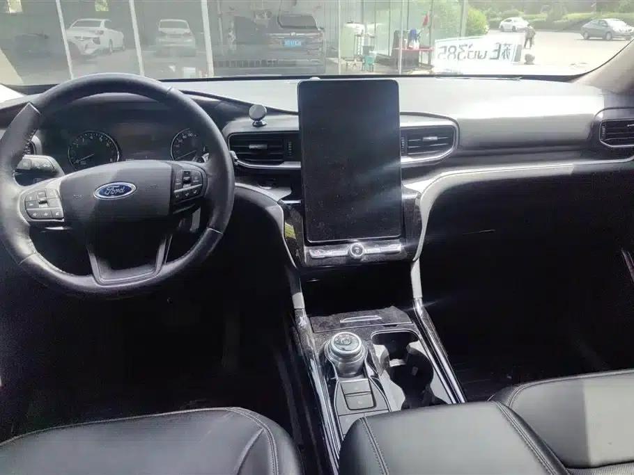 Explorer 2020 EcoBoost 285 4WD Fashion Edition 6-seater — миниатюра 12