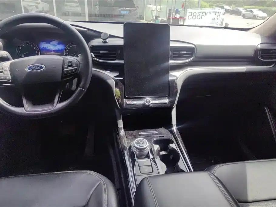 Explorer 2020 EcoBoost 285 4WD Fashion Edition 6-seater — миниатюра 13