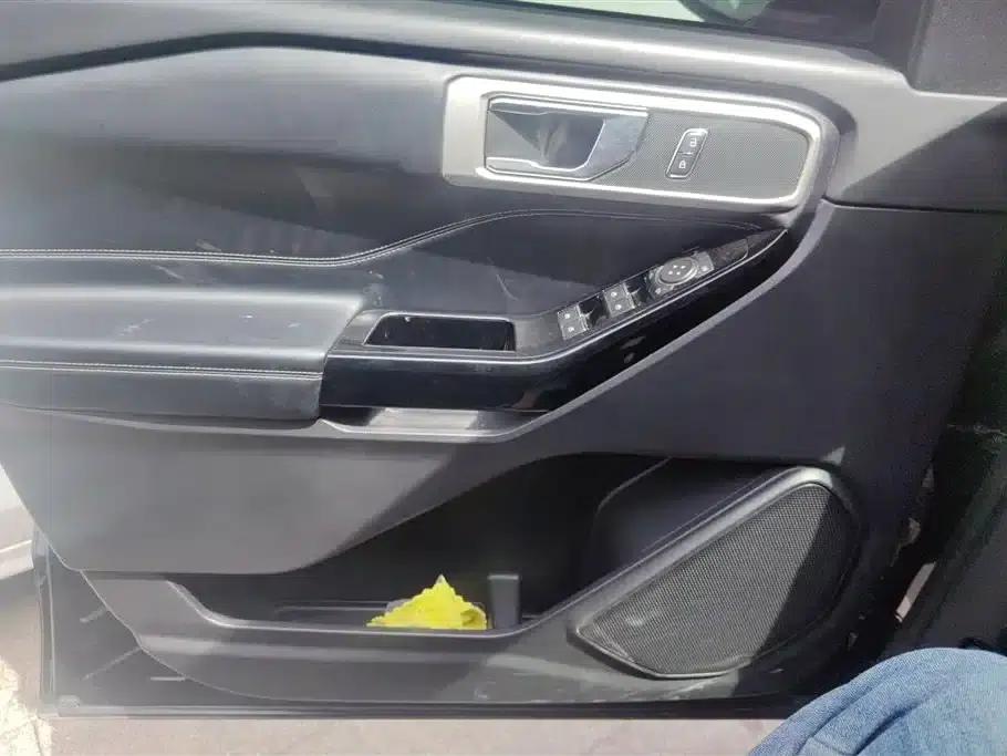 Explorer 2020 EcoBoost 285 4WD Fashion Edition 6-seater — миниатюра 7