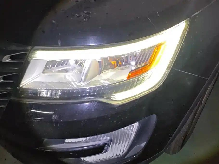2017 Explorer 2.3T Fashion Edition (Imported) — миниатюра 5