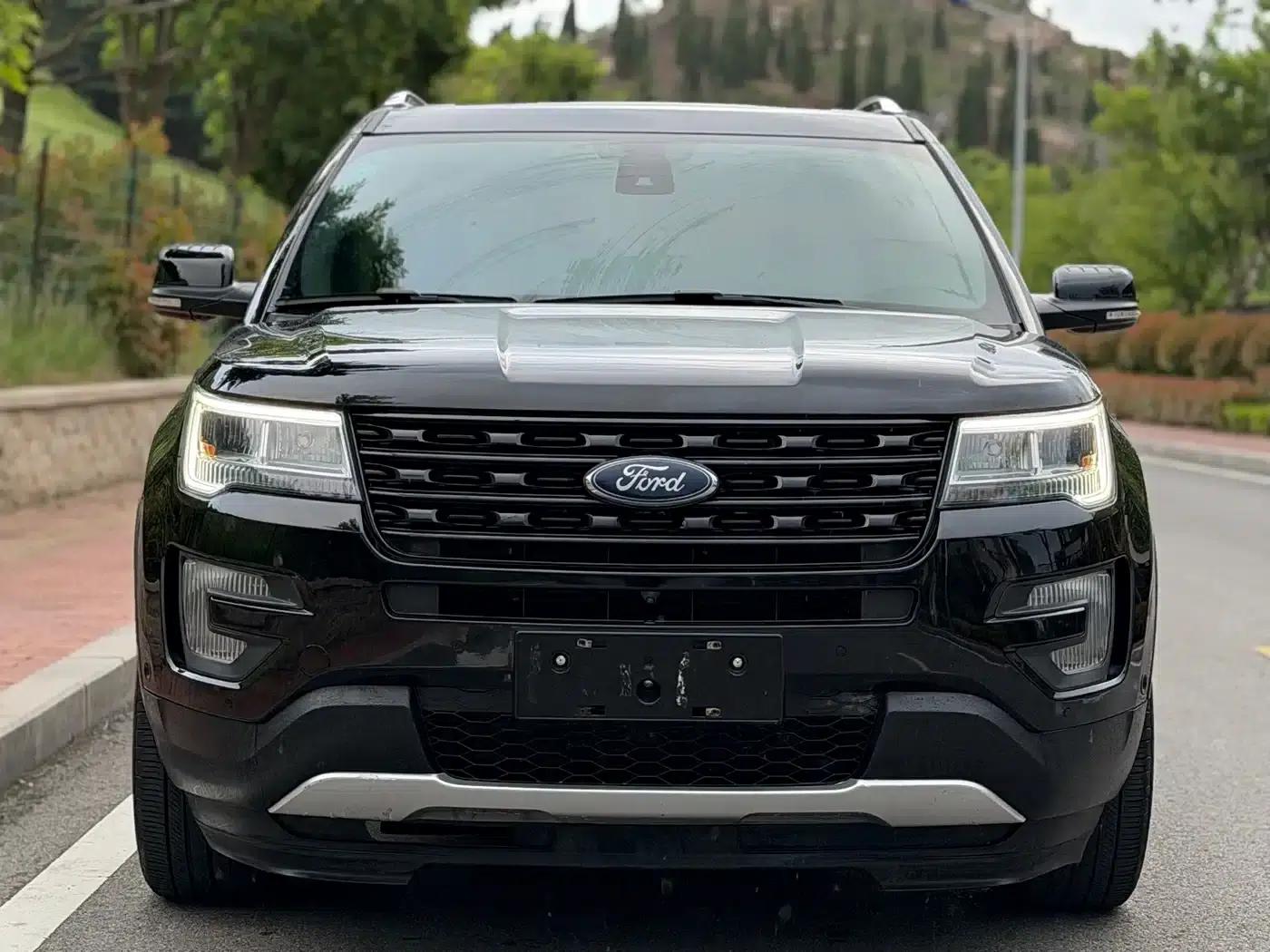 2018 Explorer 2.3T Elite Edition (Imported) — миниатюра 2