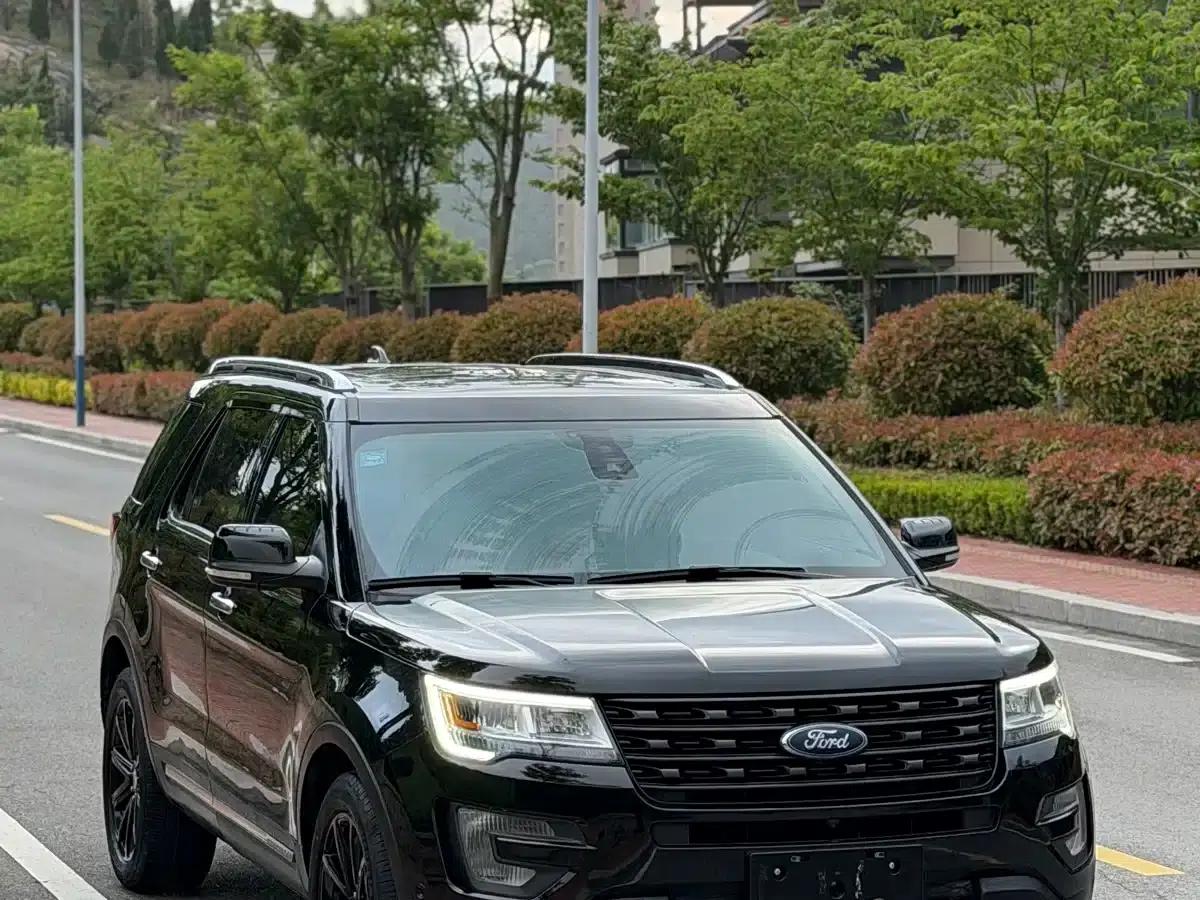 2018 Explorer 2.3T Elite Edition (Imported) — миниатюра 3