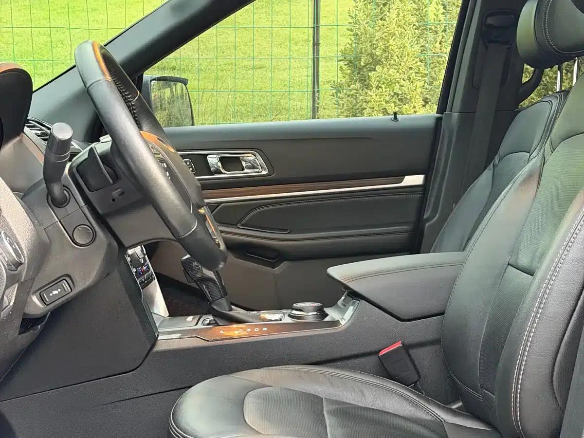 2018 Explorer 2.3T Elite Edition (Imported) — миниатюра 6