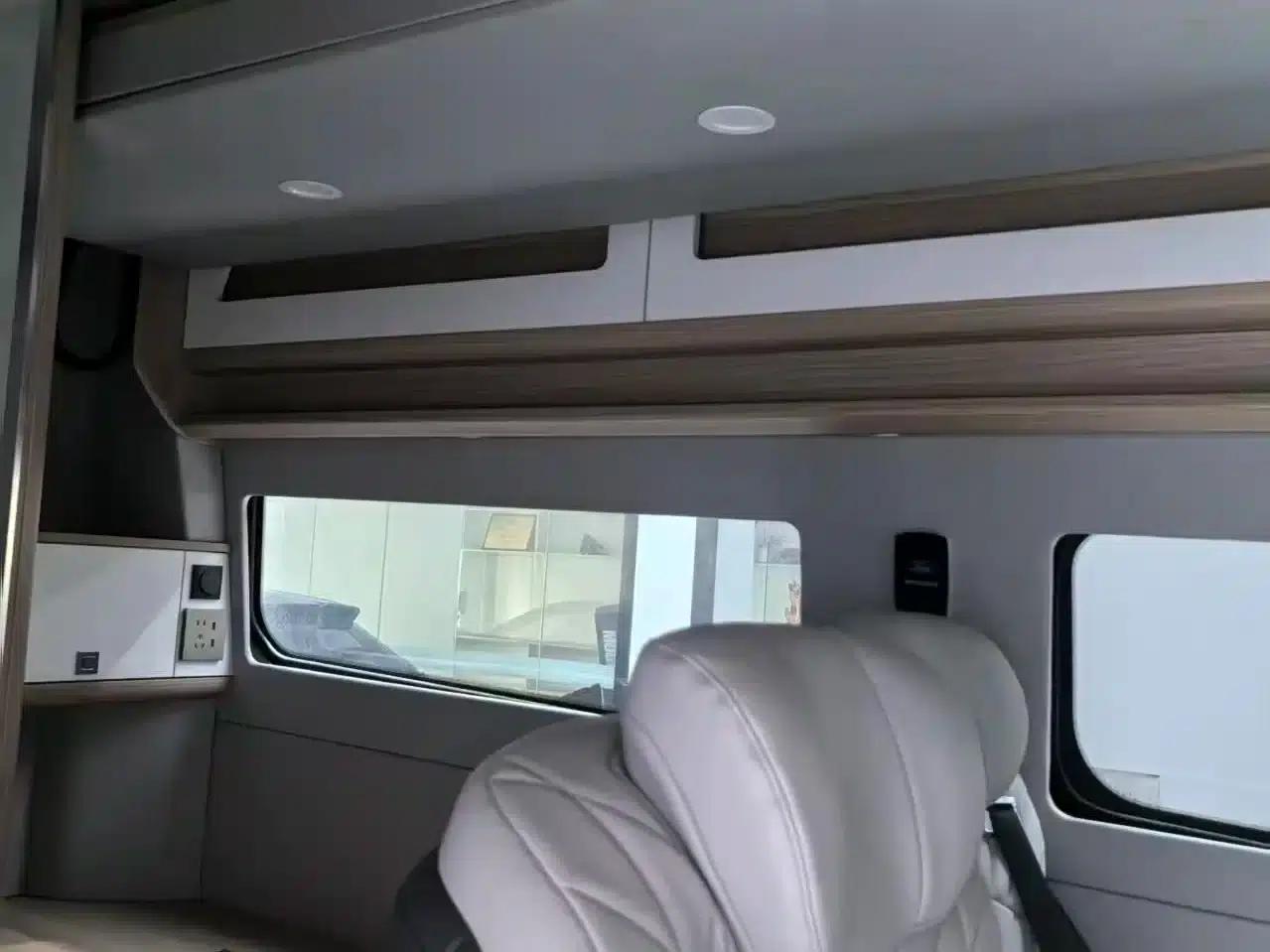 Ford Transit 2024 Commercial Vehicle Conversion 2.0T Automatic Business Flagship Edition, 6-9 Seats — миниатюра 19