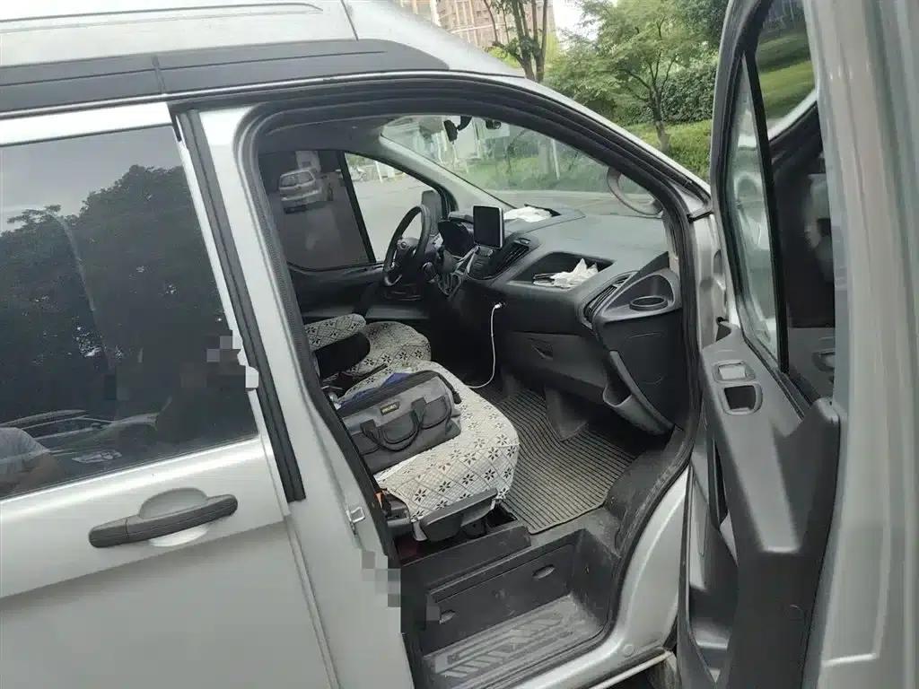 Ford Transit 2019 2.0T Diesel Multi-functional Commercial Vehicle, Central Wheelbase, Central Roof, 6 Seats, National VI Emission Standard — миниатюра 20