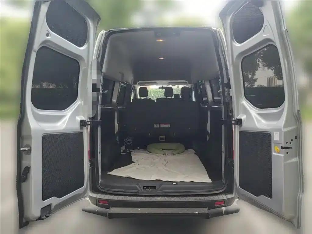 Ford Transit 2019 2.0T Diesel Multi-functional Commercial Vehicle, Central Wheelbase, Central Roof, 6 Seats, National VI Emission Standard — миниатюра 10