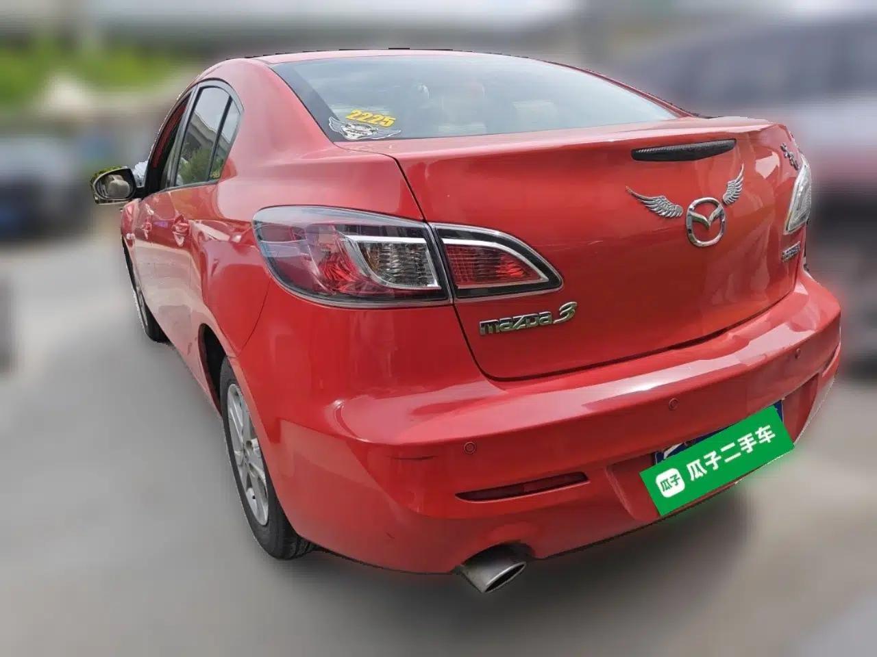 Mazda 3 2011 Sedan 1.6L Automatic Elite Model — миниатюра 4