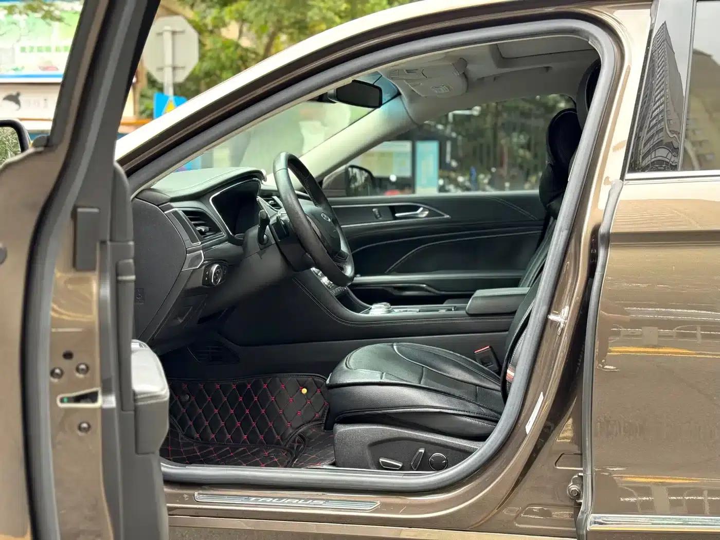 2015 Taurus EcoBoost 245 Fashion Edition — миниатюра 11