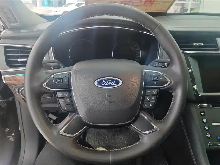 2015 Taurus EcoBoost 245 Supreme Edition — миниатюра 15