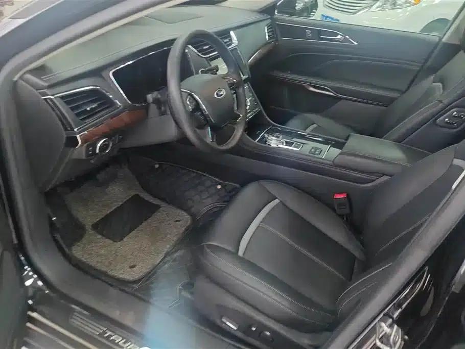 2015 Taurus EcoBoost 245 Supreme Edition — миниатюра 9