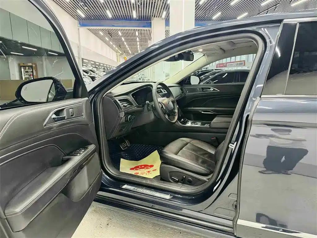2019 Taurus EcoBoost 245 Premium Edition — миниатюра 11