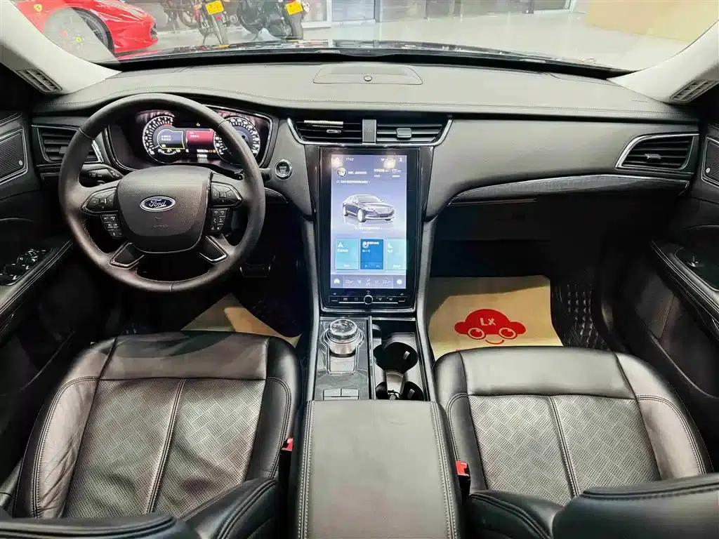 2019 Taurus EcoBoost 245 Premium Edition — миниатюра 21