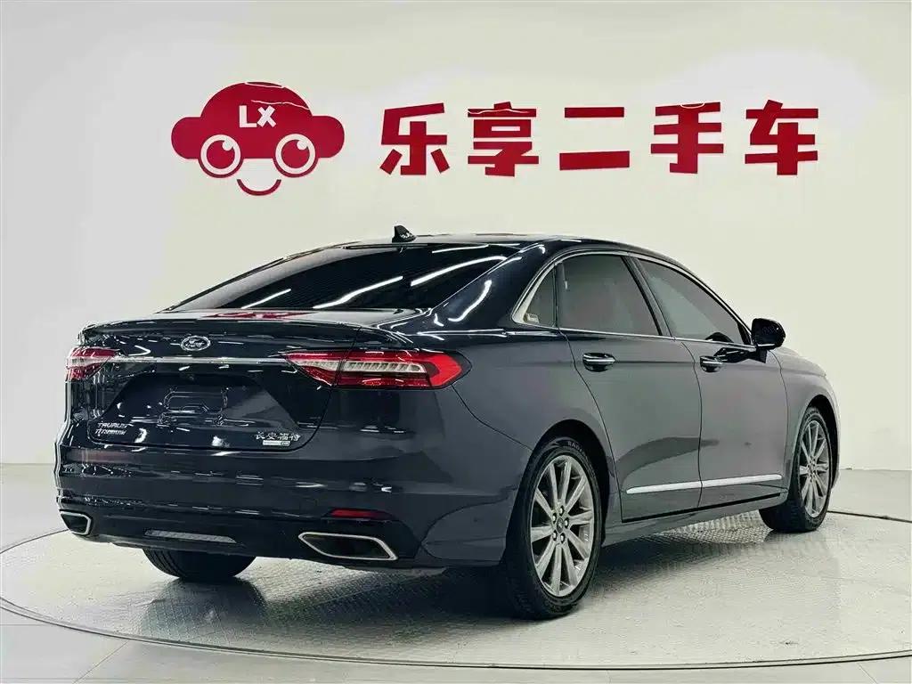2019 Taurus EcoBoost 245 Premium Edition — миниатюра 5