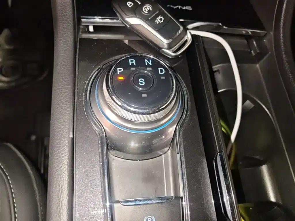2017 Taurus EcoBoost 245 Flagship — миниатюра 14