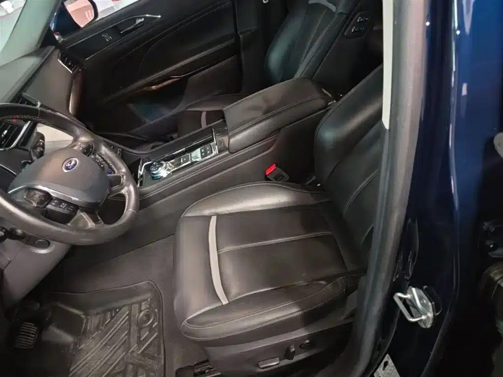 2017 Taurus EcoBoost 245 Flagship — миниатюра 15