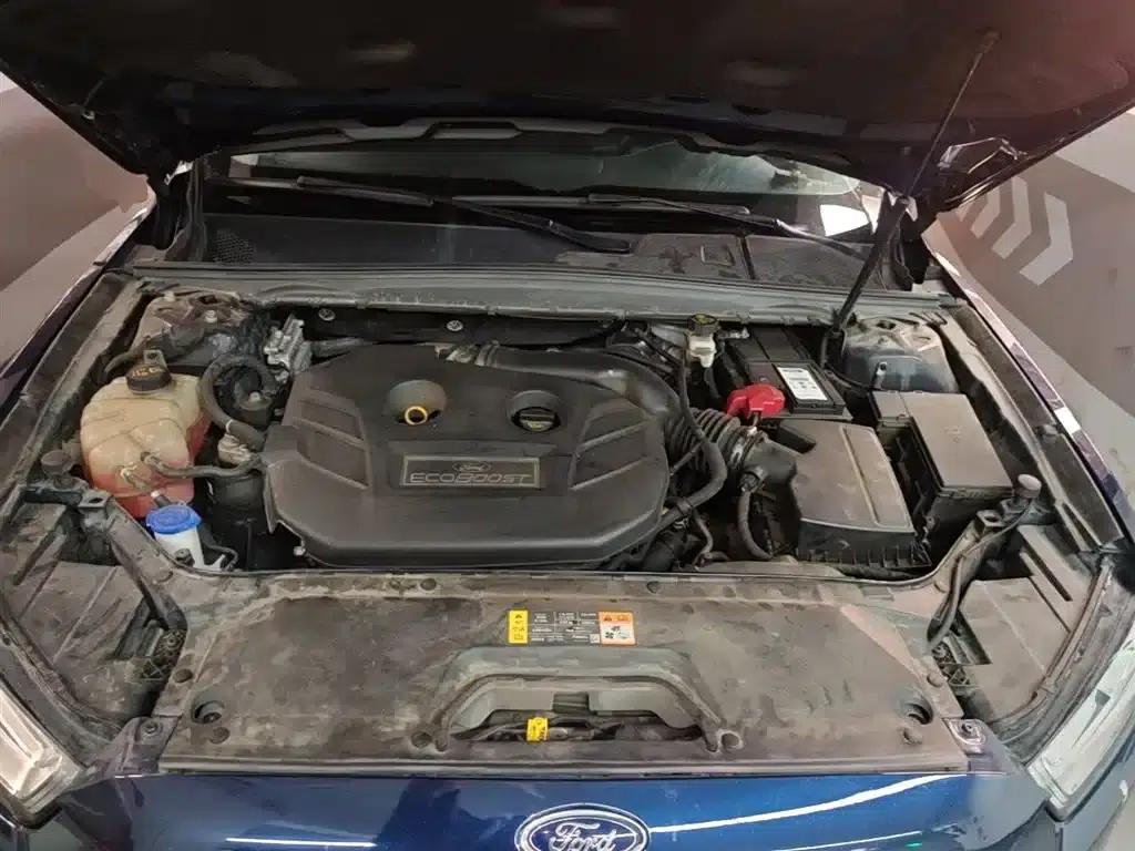 2017 Taurus EcoBoost 245 Flagship — миниатюра 20