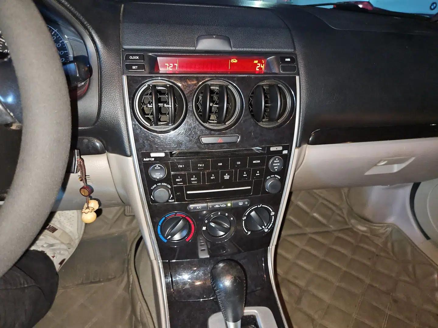 Mazda 6 2008 2.0L Automatic Fashion Edition — миниатюра 14