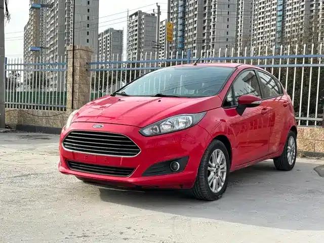 2013 Ford Fiesta Hatchback 1.5L Automatic Fashion Edition
