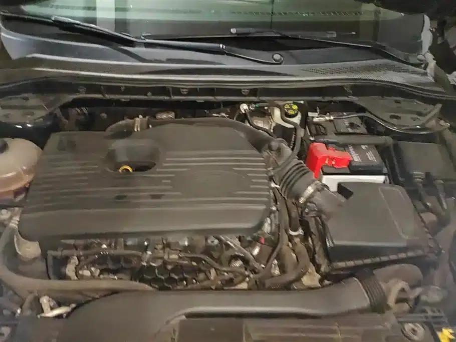 Escape 2020 EcoBoost 245 AWD Premium Edition — миниатюра 10