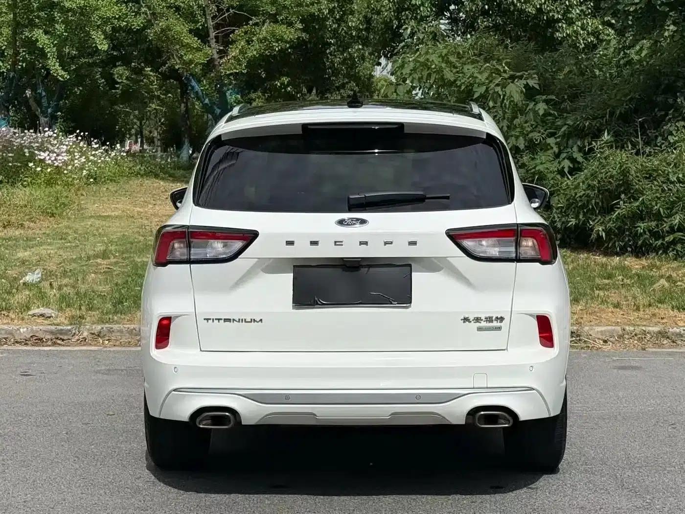 Escape 2020 EcoBoost 245 AWD Premium Edition — миниатюра 8