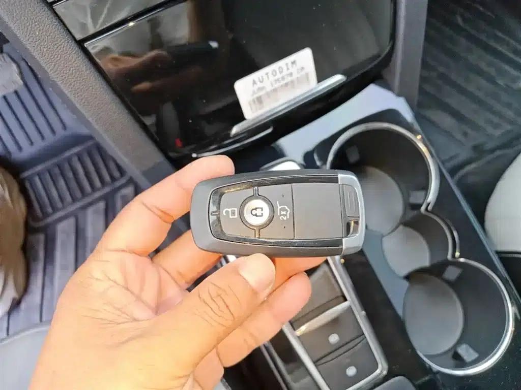 Escape 2020 EcoBoost 245 AWD Premium Edition — миниатюра 17