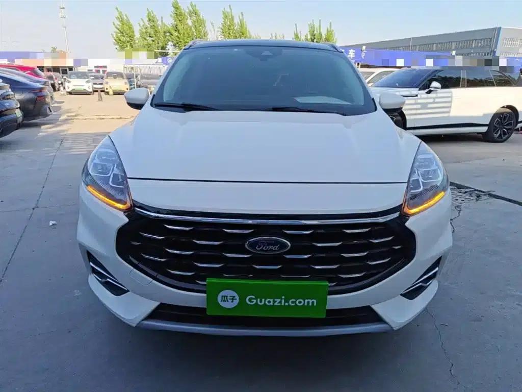 Escape 2020 EcoBoost 245 AWD Premium Edition — миниатюра 3
