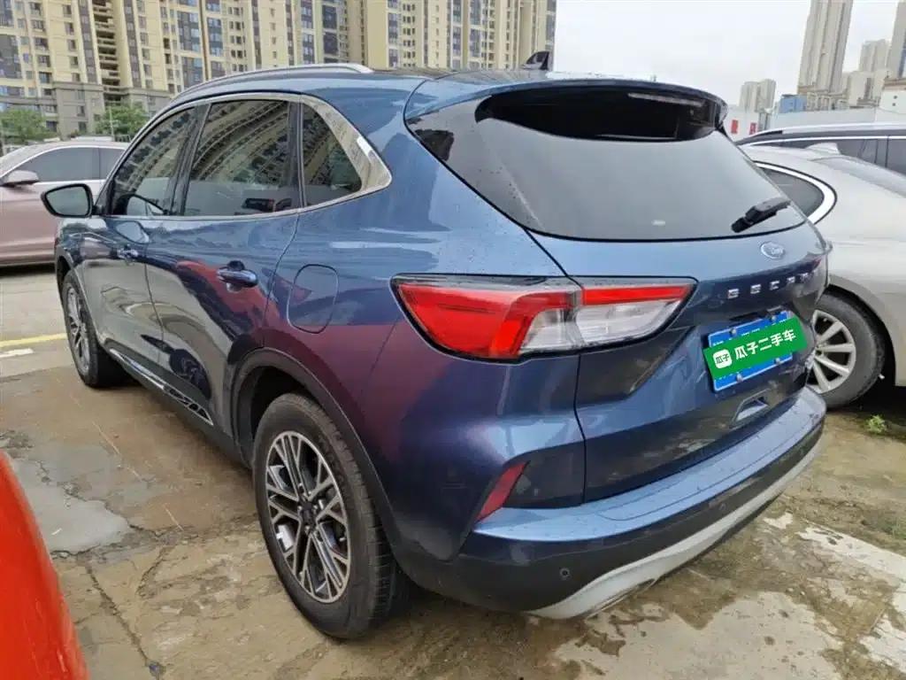 Escape 2020 EcoBoost 245 2WD Premium Edition — миниатюра 5