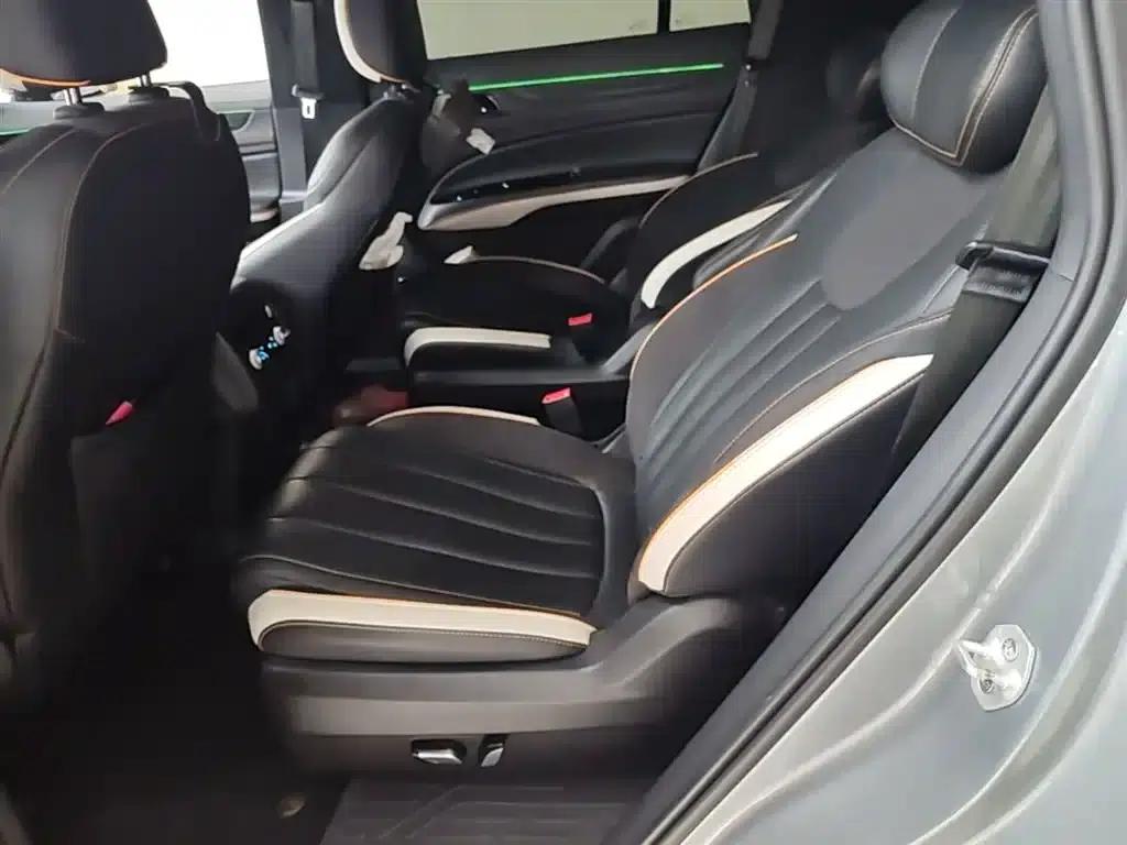 Lingyu 2023 EcoBoost 225 Obsidian Orange Edition Premium PLUS 7-seater (2/2/3 seats) — миниатюра 17