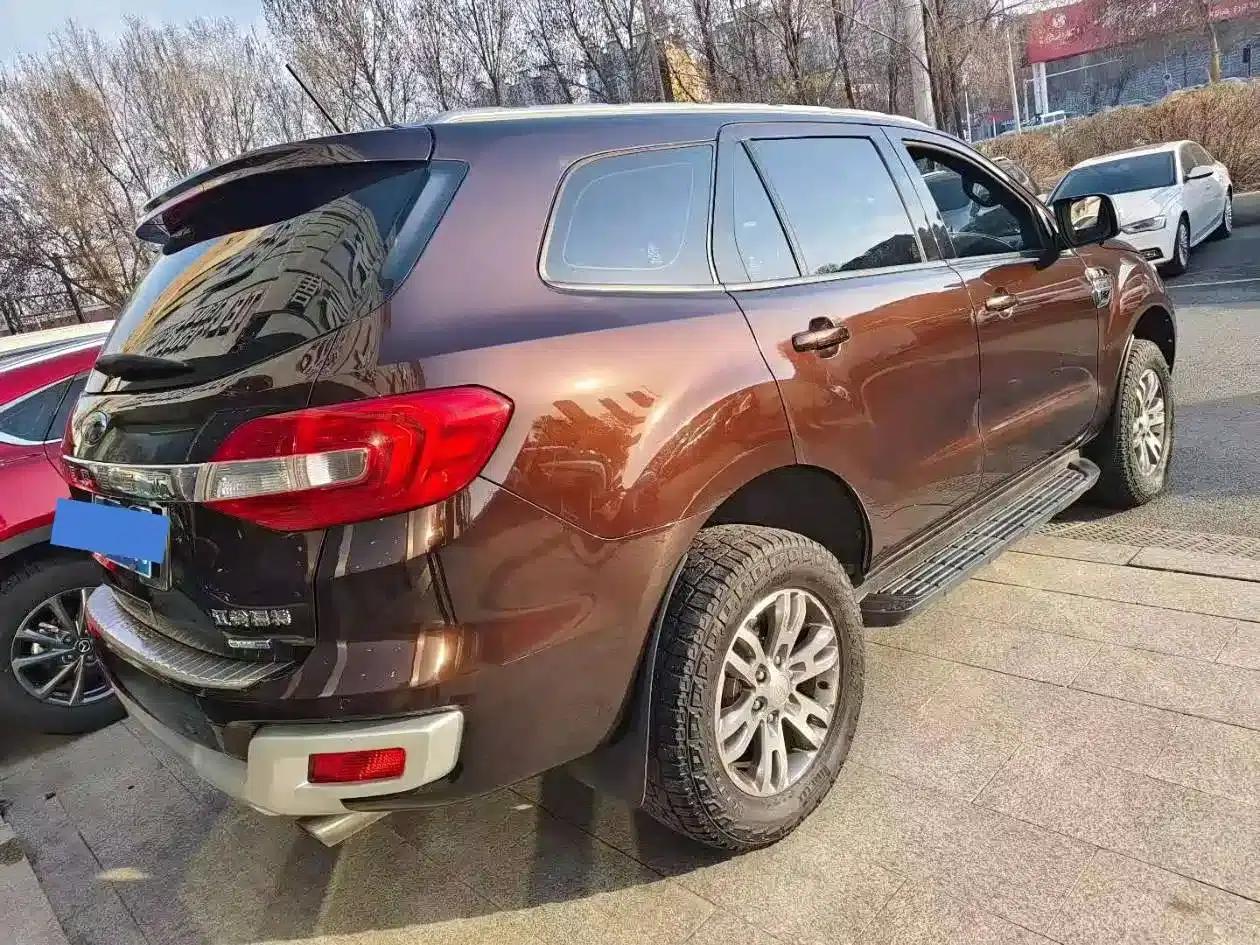 2017 Ford Everest 2.0T Gasoline Automatic 4WD Luxury 7-Seater — миниатюра 9