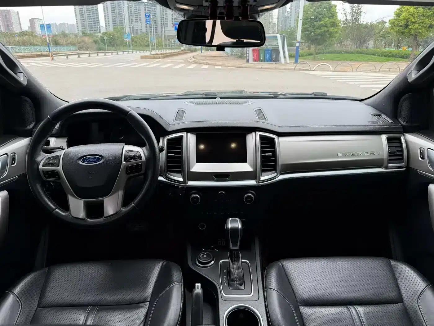 2020 Ford Everest 2.3T Gasoline Automatic 4WD Luxury Edition (5-seater) — миниатюра 9