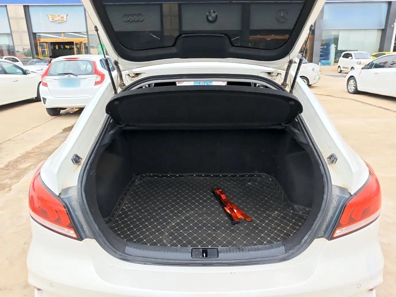 MG 6 2017 20T Automatic Elite Smart Connect Version China V Standard — миниатюра 21