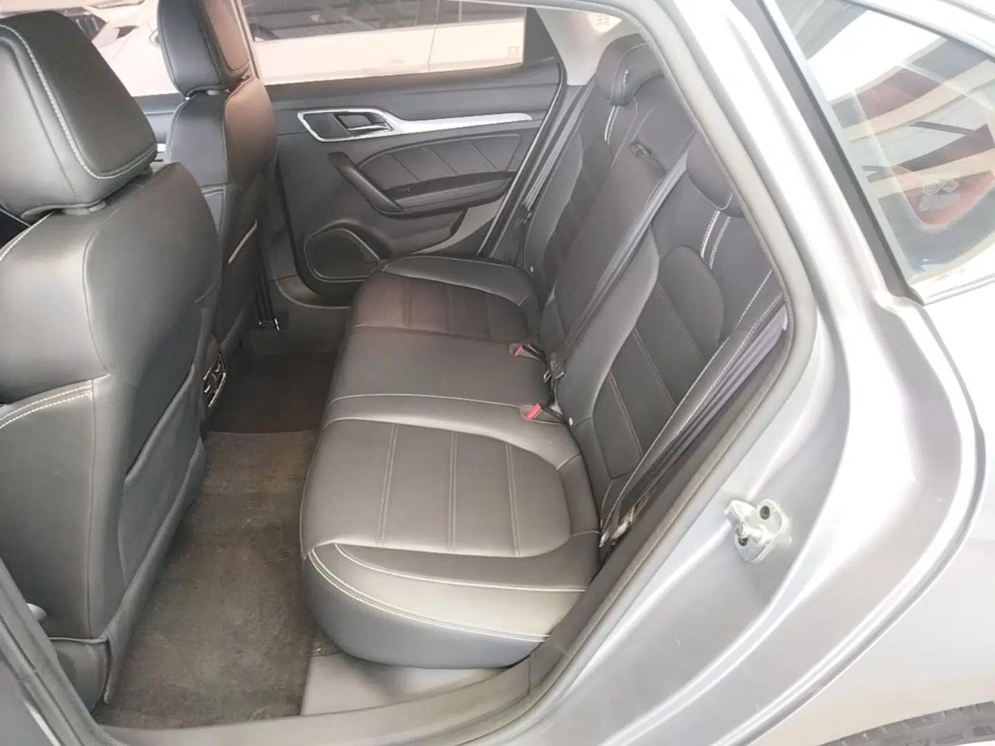 MG 6 2017 20T Automatic Luxury Smart Connect Version China V Standard — миниатюра 20